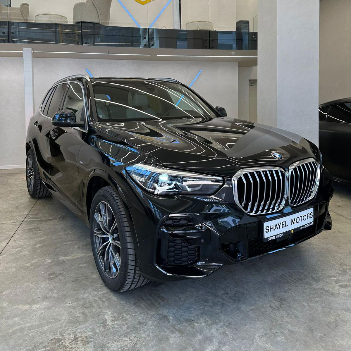 BMW-X5-XDRIVE-M-SPORT